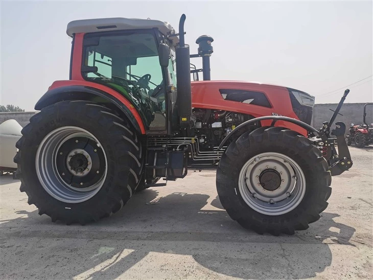 تراکتور 240 اسب بخاری سنگین با PTO جلو